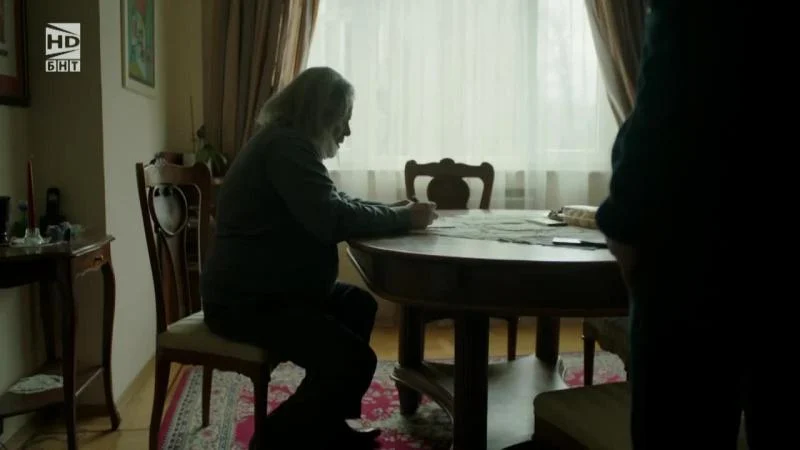 Кадры из сериала Под прикрытием (2011)